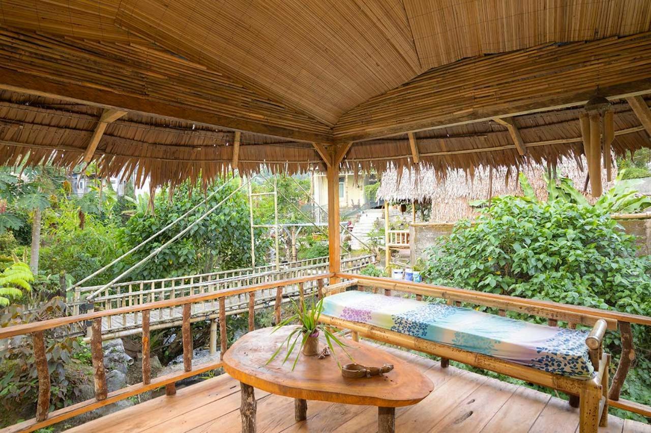Onong'S Homestay & Cafe Tomohon Exterior photo